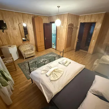Hotel Palas Tatariv Panzió Tatariv